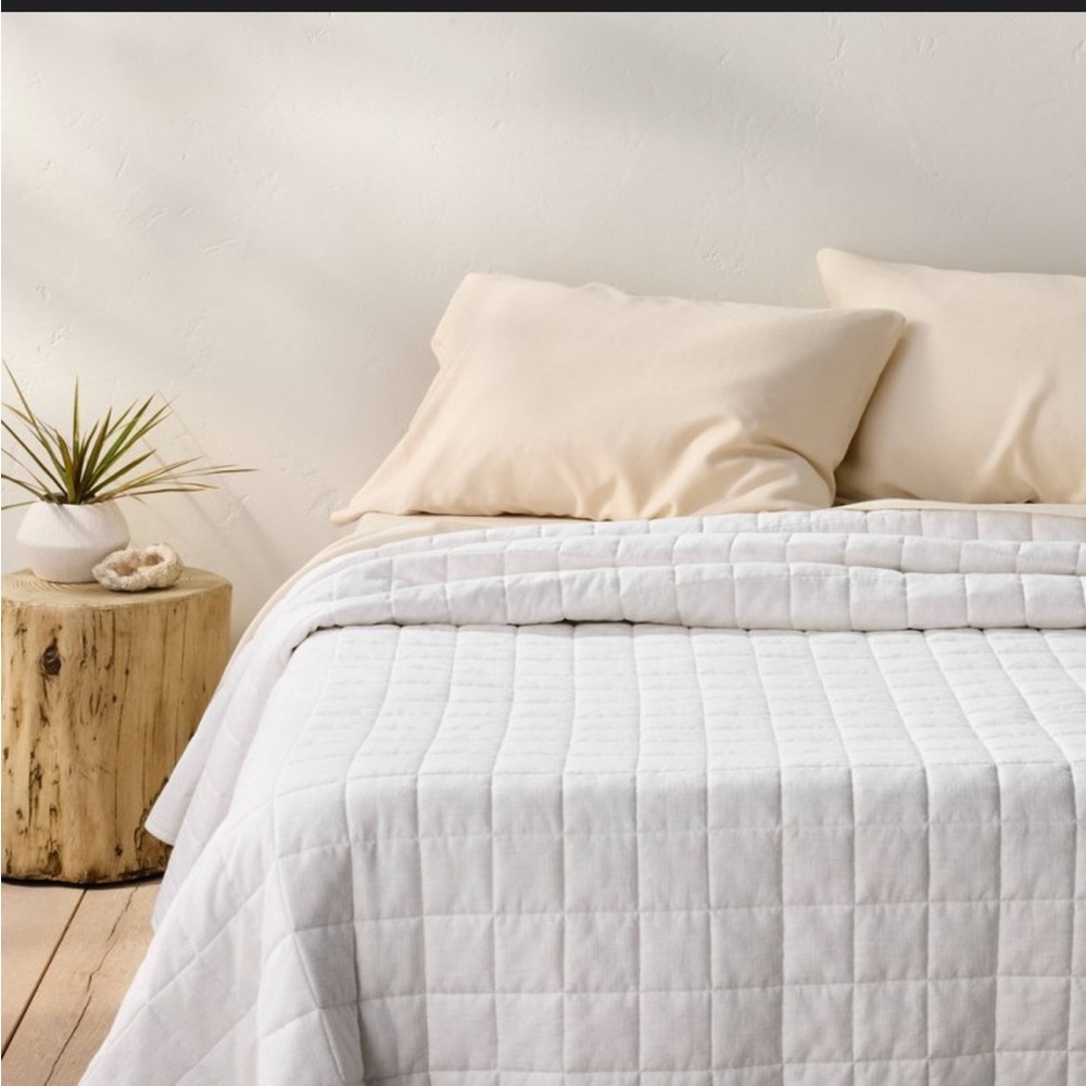 Casaluna White Quilted Bedding